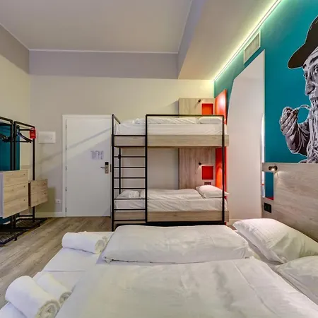 Hotell Meininger Termini 2*