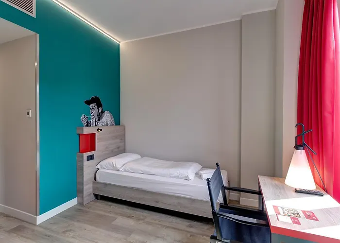 Meininger Termini Hotell Rom