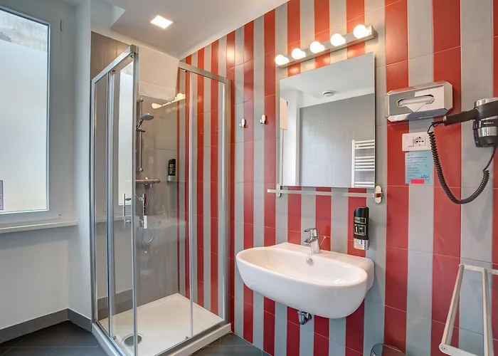 Hotell Meininger Termini 2*